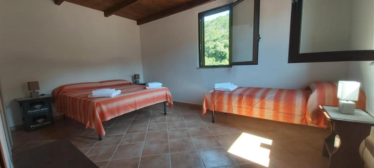 Casa Vacanza Tortorici Экстерьер фото